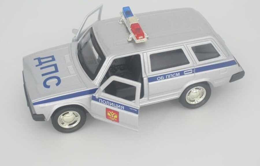 Retro Lada 2104 Police 1:34/39 Scale Alloy Model Car Diecast Model